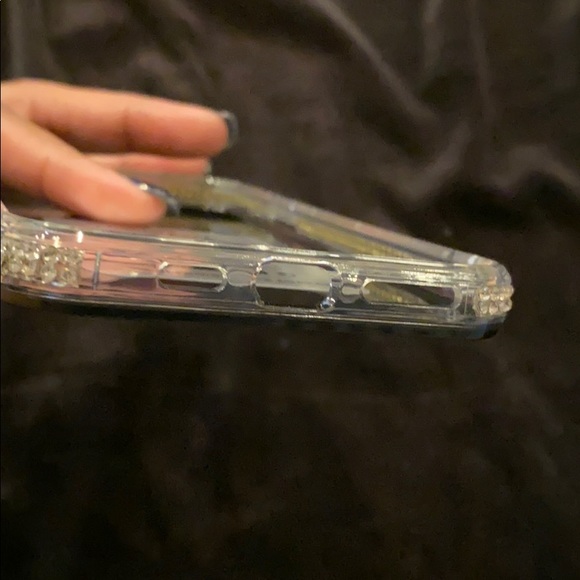 iPhone 11 Pro Max Case - Picture 3 of 5